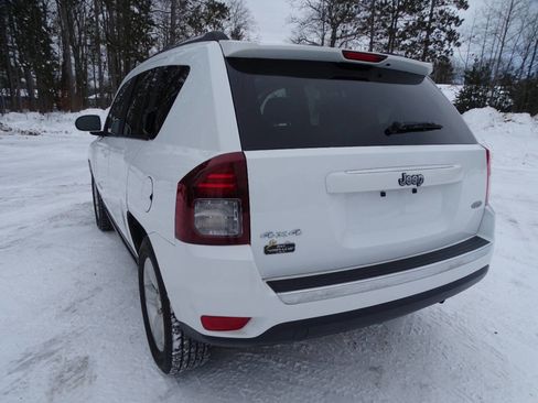 Used 2016 Jeep Compass High Altitude image 8