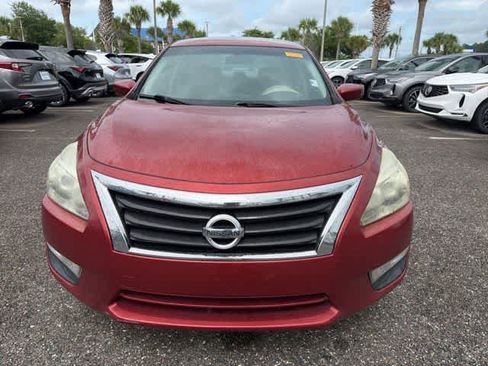 Used 2014 Nissan Altima 2.5 SV FWD image 16