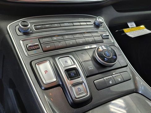 Used 2023 Hyundai Santa Fe SEL image 16
