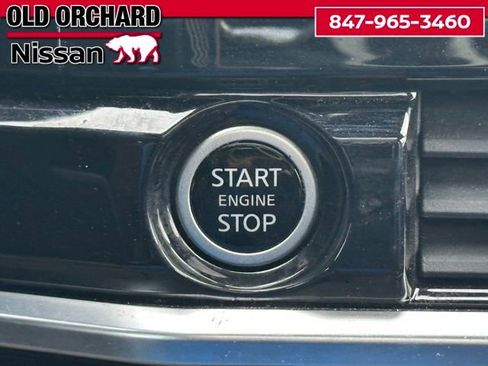 Used 2023 Nissan Pathfinder Platinum image 18