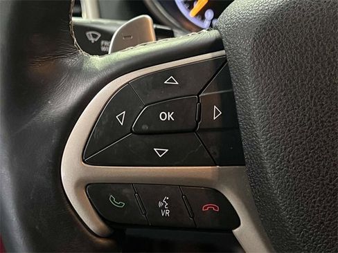Used 2017 Jeep Grand Cherokee Limited w/ Luxury Group II image 27