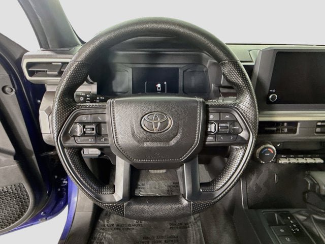 Certified 2025 Toyota Tacoma 4x4 Double Cab image 13
