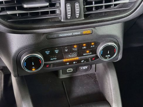 Used 2025 Ford Escape ST-Line Select AWD/4WD image 24