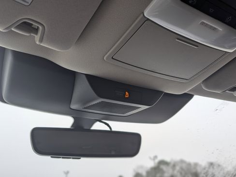 Used 2024 Nissan Pathfinder SL image 33