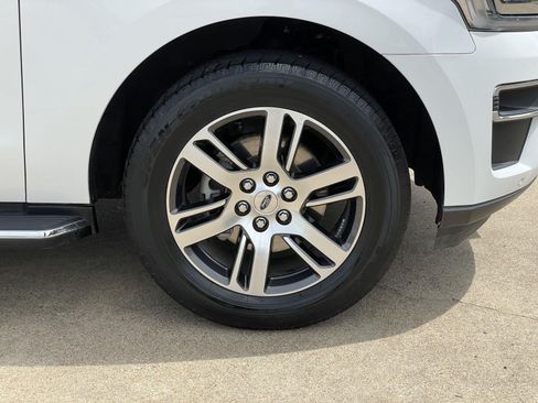 Used 2023 Ford Expedition Limited RWD image 56