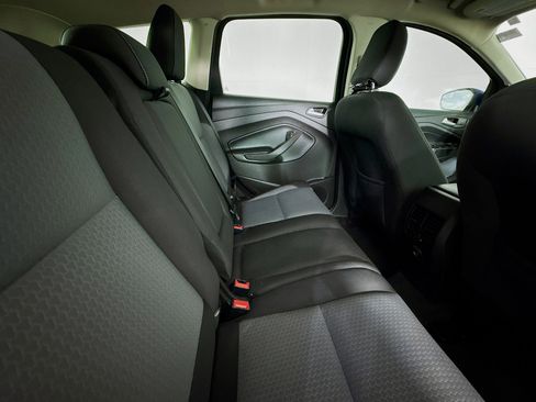 Used 2018 Ford Escape SE image 25