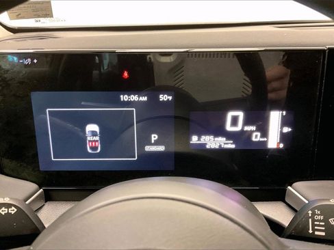 Certified 2025 Nissan Kicks S image 19