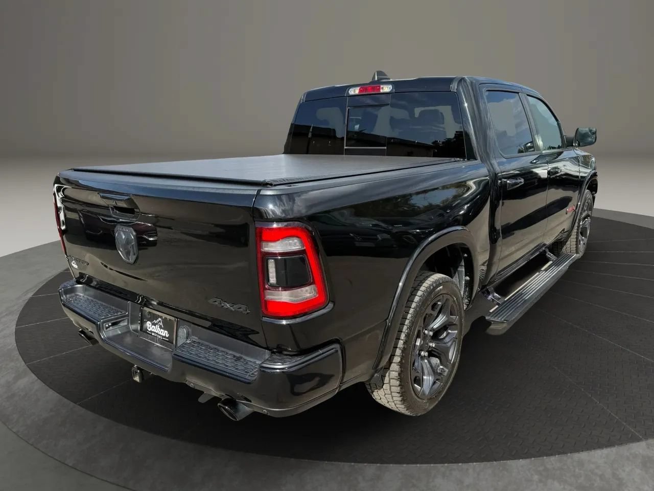 Used 2022 RAM 1500 Limited w/ (RED) Edition AWD/4WD image 4