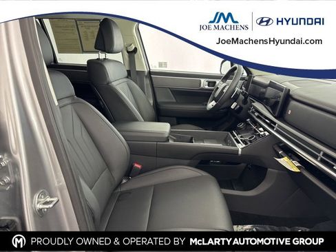 Used 2025 Hyundai Santa Fe SEL image 23