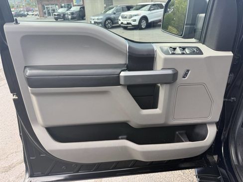 Used 2018 Ford F150 XLT w/ Max Trailer Tow Package image 21