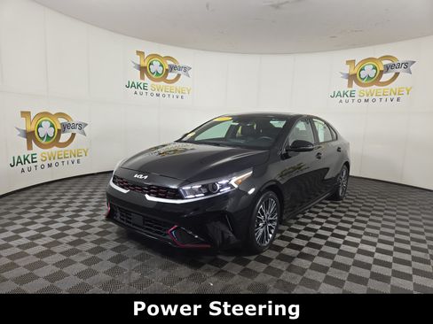 Used 2023 Kia Forte GT-Line w/ GT-Line Premium Package FWD image 3
