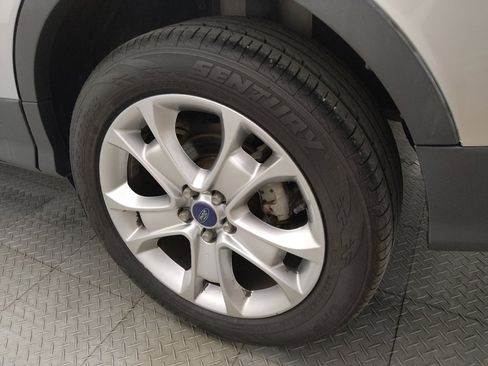 Used 2016 Ford Escape Titanium FWD image 31