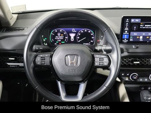 Used 2023 Honda Accord Touring image 7
