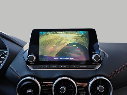 Used 2025 Nissan Sentra SR w/ Trunk Package image 11