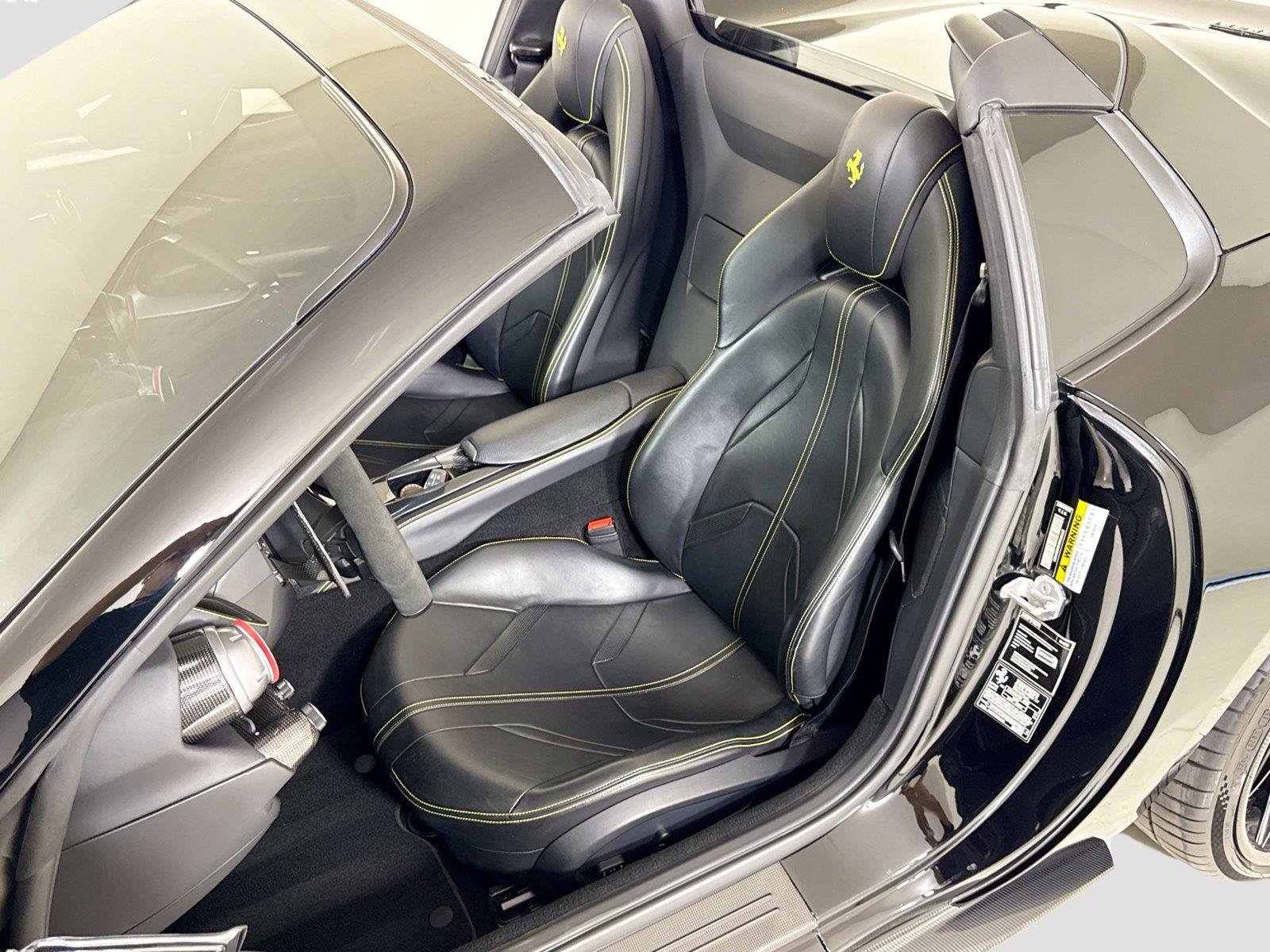 Used 2021 Ferrari 812 GTS RWD image 13