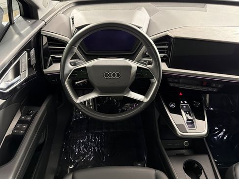 Used 2023 Audi Q4 e-tron Premium Plus w/ Premium Plus RWD image 13