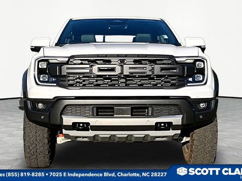 Used 2025 Ford Ranger Raptor AWD/4WD image 2