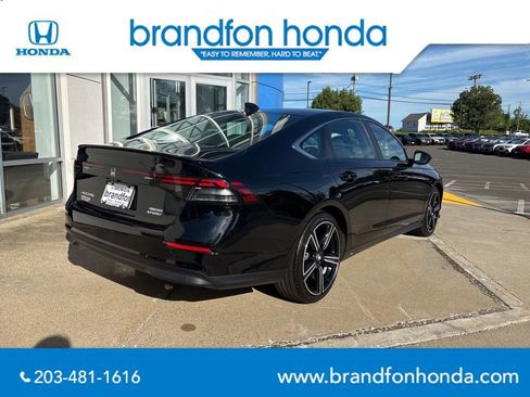 Used 2024 Honda Accord Sport image 6