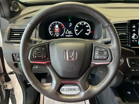 Used 2025 Honda Ridgeline TrailSport image 24