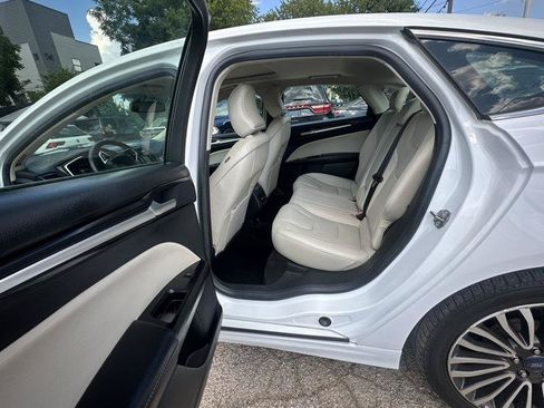 Used 2018 Ford Fusion Titanium AWD/4WD image 11