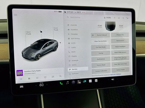Used 2018 Tesla Model 3 Mid Range RWD image 42