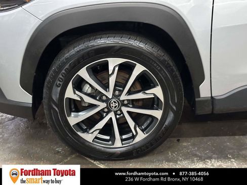 Certified 2025 Toyota Corolla Cross XLE AWD/4WD image 11