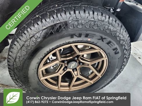 Certified 2025 Jeep Wrangler Unlimited Sport AWD/4WD image 31