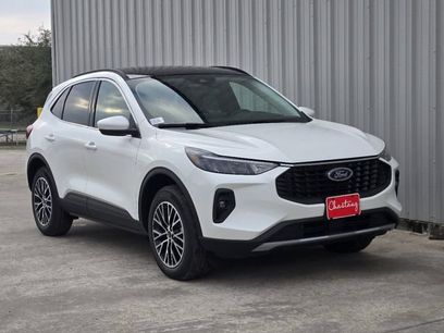 New 2025 Ford Escape SE