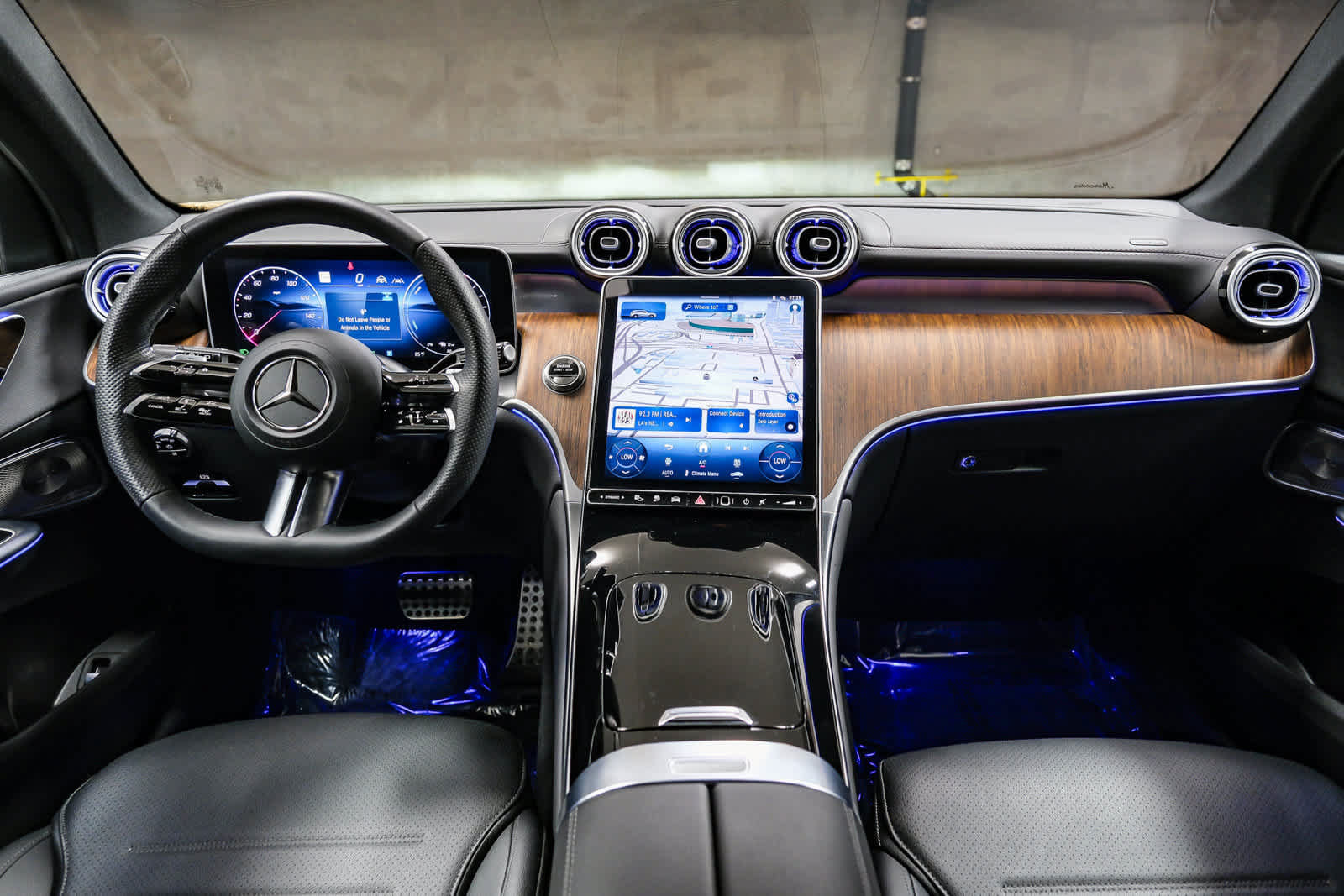 Certified 2025 Mercedes-Benz GLC 350e 4MATIC image 15