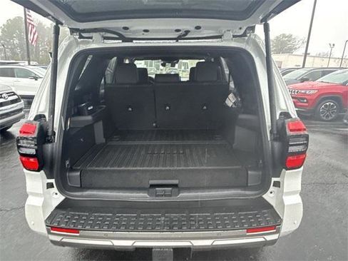 Certified 2025 Toyota 4Runner Limited image 24