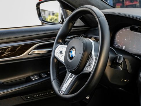 Used 2020 BMW M760i xDrive AWD/4WD image 12