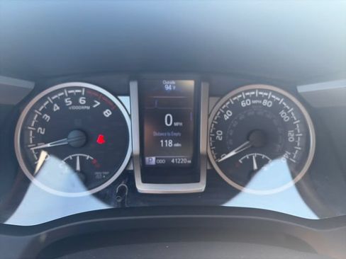 Used 2023 Toyota Tacoma 4x4 Double Cab w/ Trail Edition image 9