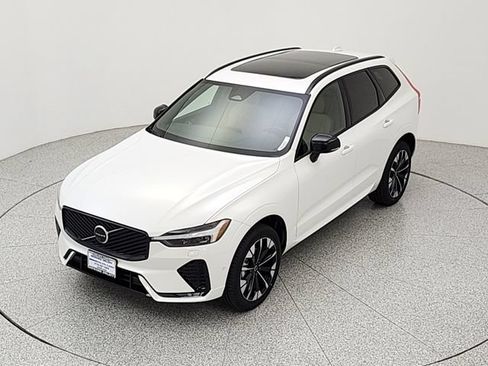 New 2026 Volvo XC60 B5 Plus w/ Protection Package Premier AWD/4WD image 13