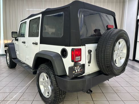 Used 2017 Jeep Wrangler Unlimited Sport w/ Quick Order Package 24S AWD/4WD image 9