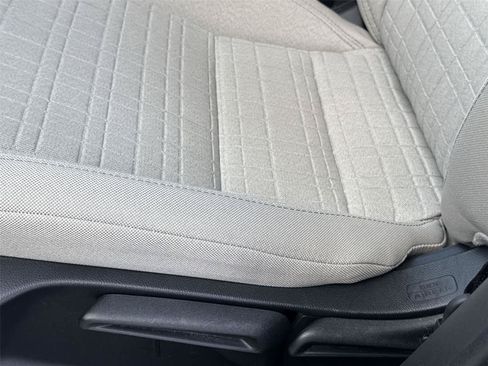 Used 2025 Honda HR-V LX image 13