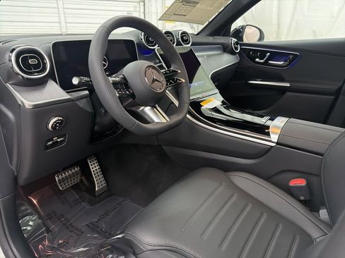 New 2026 Mercedes-Benz GLC 300 image 12