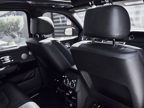 Used 2020 Rolls-Royce Cullinan AWD/4WD image 44