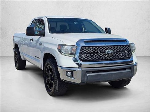 Used 2021 Toyota Tundra SR5 w/ SR5 Upgrade Package RWD image 3