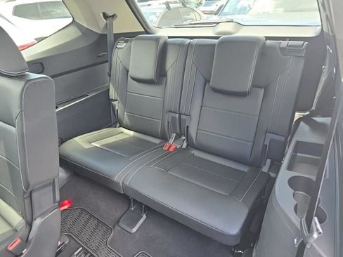 Used 2023 Volkswagen Atlas SE w/ Black Wheel Package FWD image 38