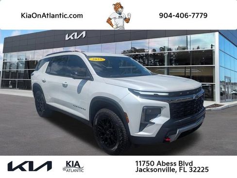 Used 2025 Chevrolet Traverse Z71 w/ Driver Confidence Package AWD/4WD image 1