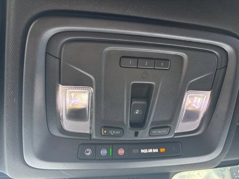 Used 2024 GMC Sierra 1500 AT4 w/ Technology Package AWD/4WD image 38