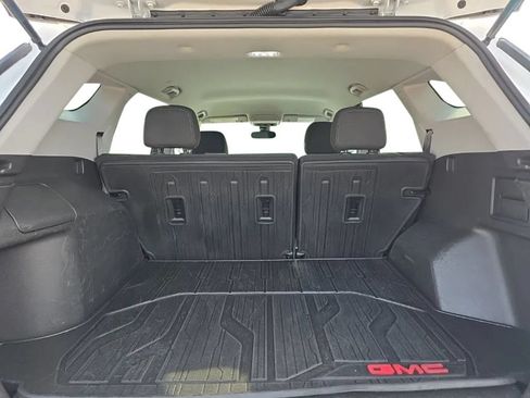 Used 2023 GMC Terrain SLE w/ LPO, Floor Liner Package FWD image 16