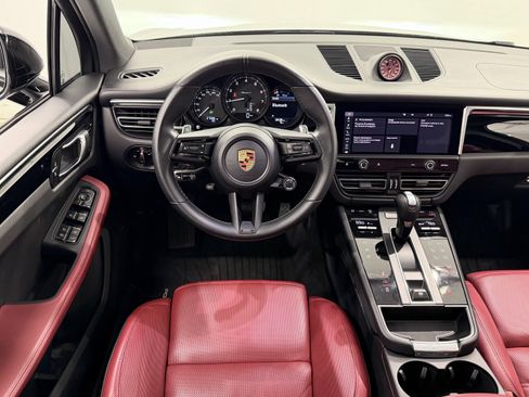 Certified 2024 Porsche Macan Turbo AWD/4WD image 25