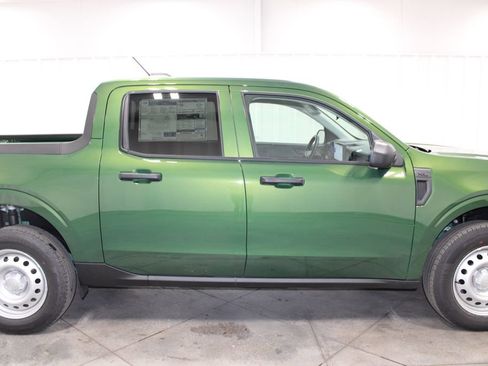 New 2025 Ford Maverick XL image 10