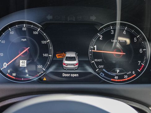 Used 2019 BMW 440i xDrive Coupe w/ M Sport Package image 23