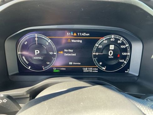 Used 2023 Mitsubishi Outlander SEL image 3