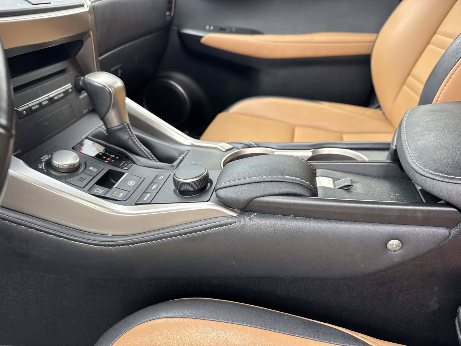 Used 2016 Lexus NX 200t FWD image 27
