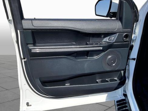 Used 2021 Ford Expedition XLT AWD/4WD image 21