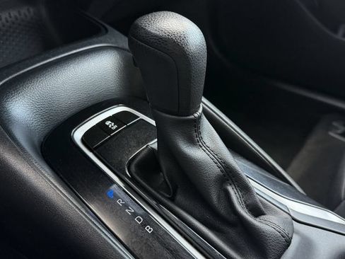 Used 2024 Toyota Corolla LE FWD image 17