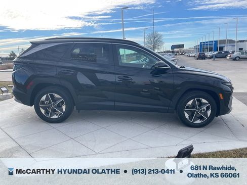 Certified 2025 Hyundai Tucson SEL image 18